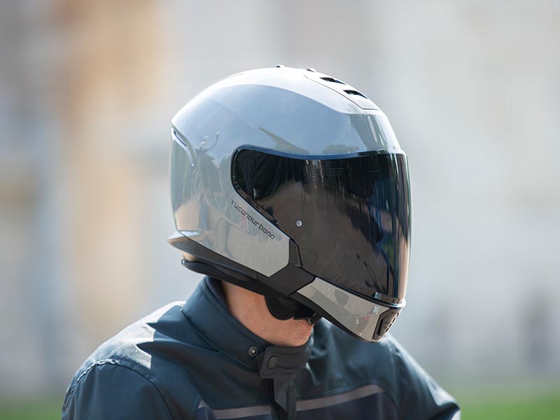 Tucano Urbano lanza HYPERLINK, su primer casco integral urbano