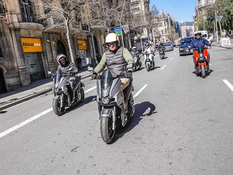 Las matriculaciones de motos y vehículos ligeros crecen un 5,5% en el primer semestre de 2025