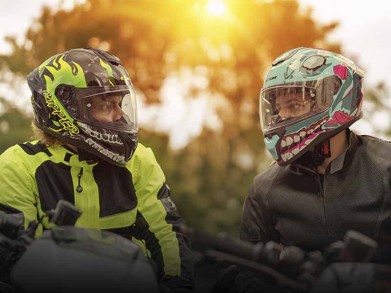 Descubre las nuevas y radicales gráficas para el casco 330 Riot de CGM Italia