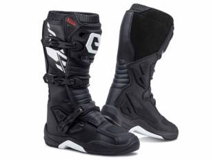 Eleveit lanza la bota de off road X Peak