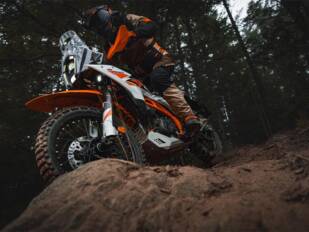 WP lanza PRO Components 2025 para las nuevas KTM 125/390 Enduro R y 390 Adventure R WP lanza PRO Components 2025 para las nuevas KTM 125/390 Enduro R y 390 Adventure R