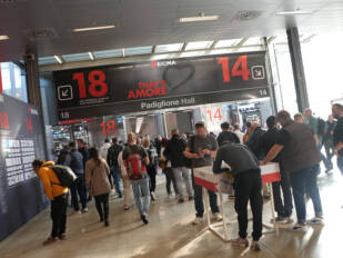 Las novedades de EICMA (6ª parte): Putoline, Shad, Texa, Tucano Urbano, Yamaha, BMW, Zontes, ZXMoto y Benelli