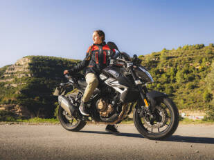 Voge 625R: Lógica naked