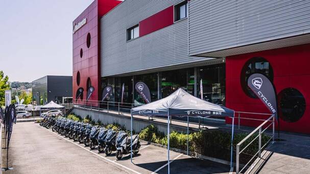 Grupo Multimoto deja de distribuir UM Motorcycles en España