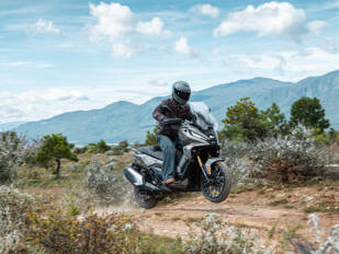 Voge SR450X 2026 llega a España: Más madera al segmento crossover