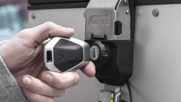 One Single Key, la llave única de GIVI para los propietarios de una BMW One Single Key, la llave única de GIVI para los propietarios de una BMW
